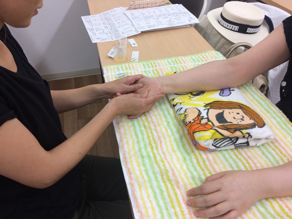 AEAJアロマハンドセラピスト資格取得講座